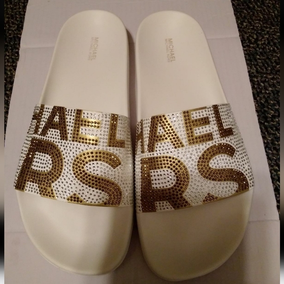 SZ 11 MICHEAL KORS RHINESTONE SLIDES,SANDALS - Picture 1 of 3